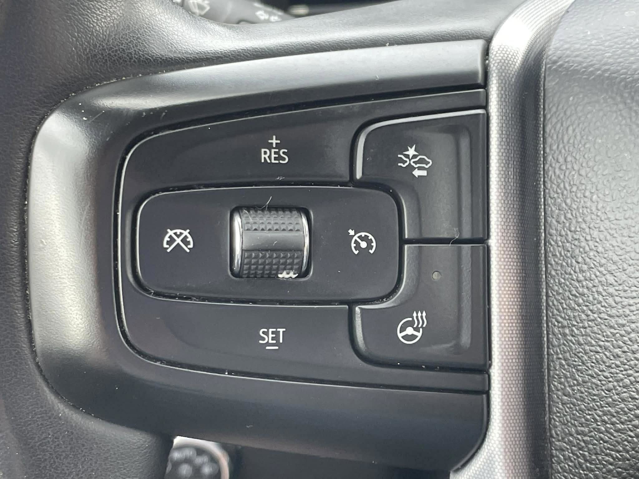 GMC Sierra 1500 SLT Crew Cab 2WD 2024