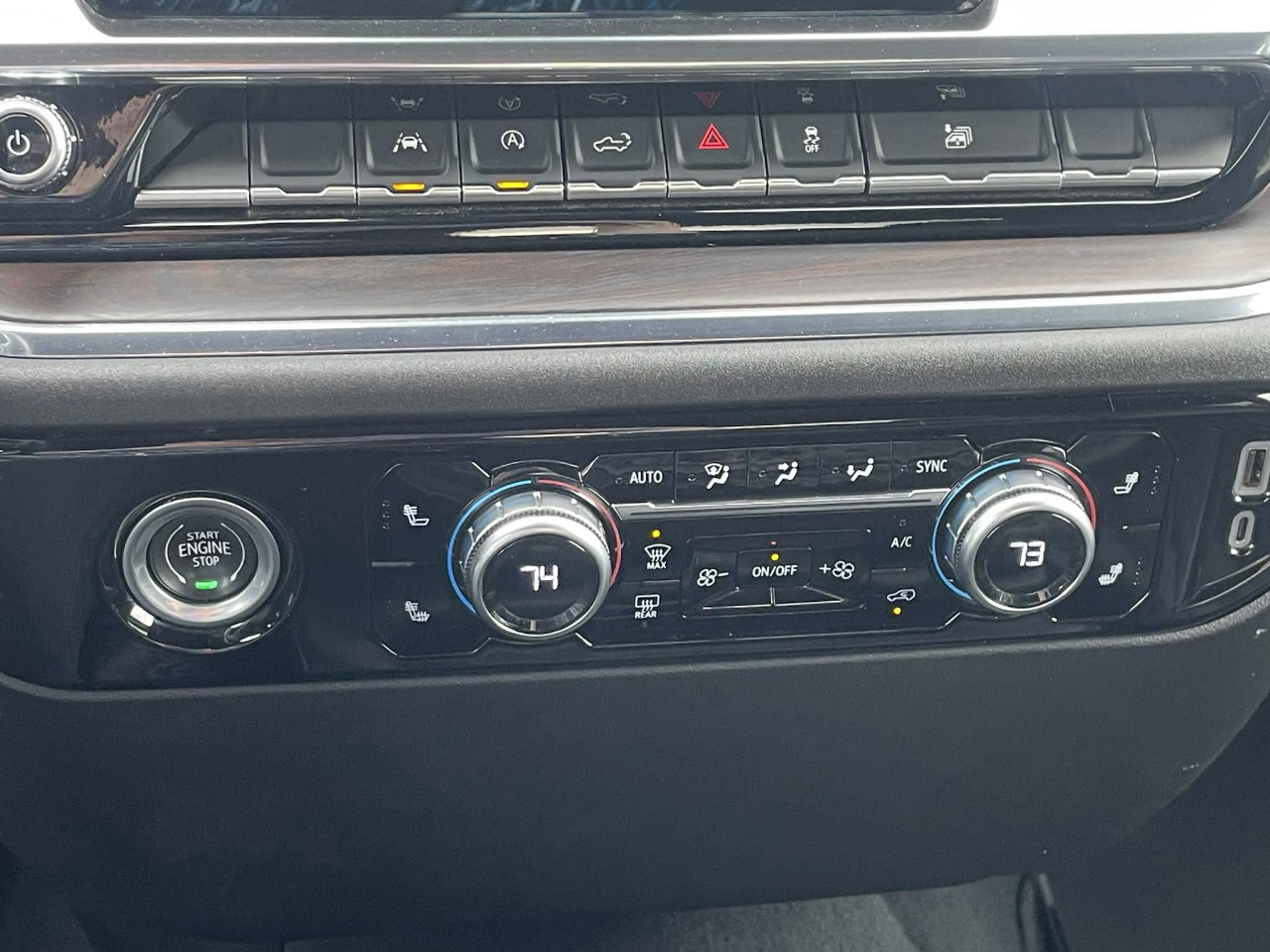 GMC Sierra 1500 SLT Crew Cab 2WD 2024