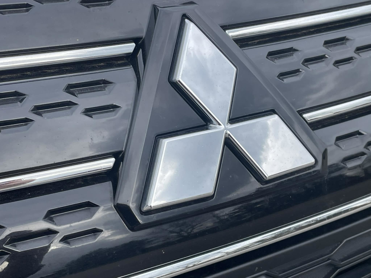 Mitsubishi Outlander SE 4WD 2024