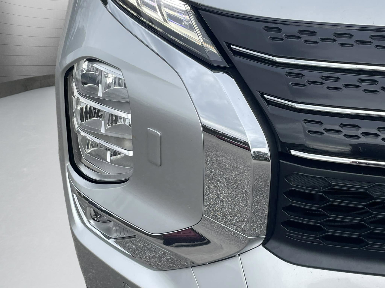 Mitsubishi Outlander SE 4WD 2024