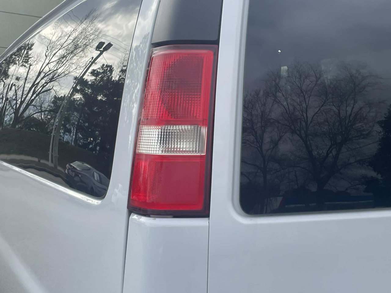 Chevrolet Express LS 3500 Extended 2021