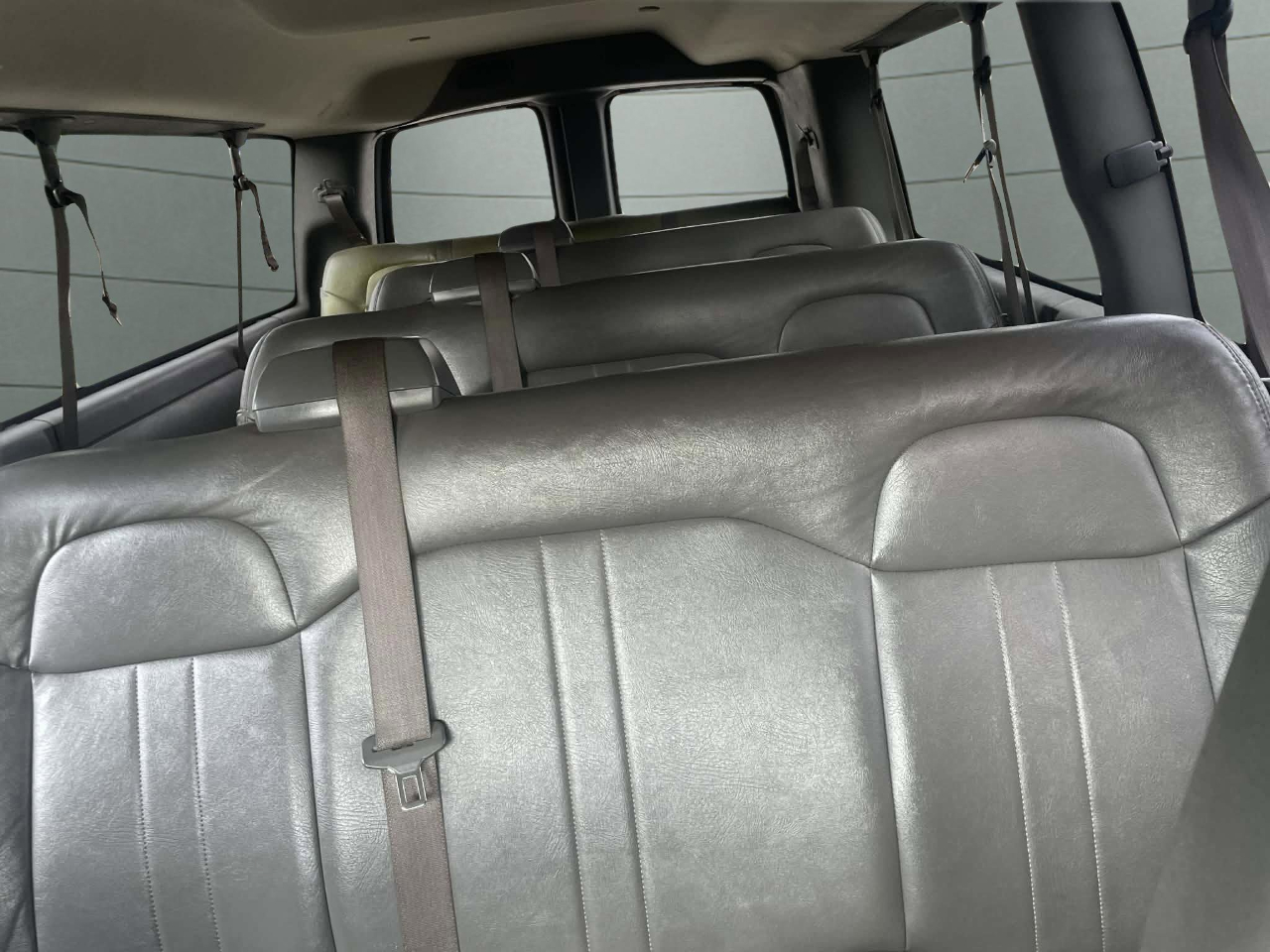 Chevrolet Express LS 3500 Extended 2021