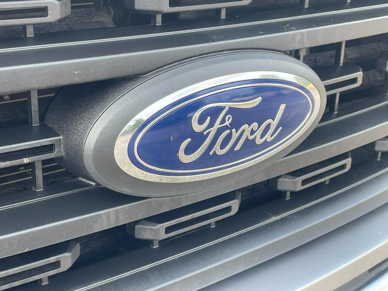 Ford F-150 Lariat SuperCrew 5.5-ft. Bed 4WD 2023