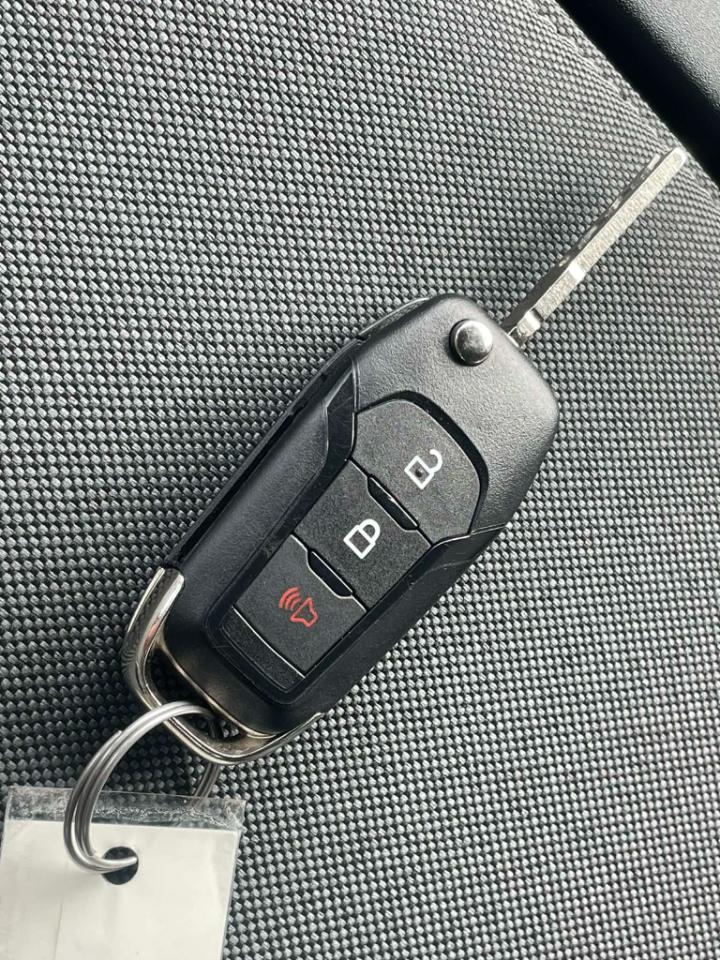 Ford F-150 Lariat SuperCrew 5.5-ft. Bed 4WD 2023