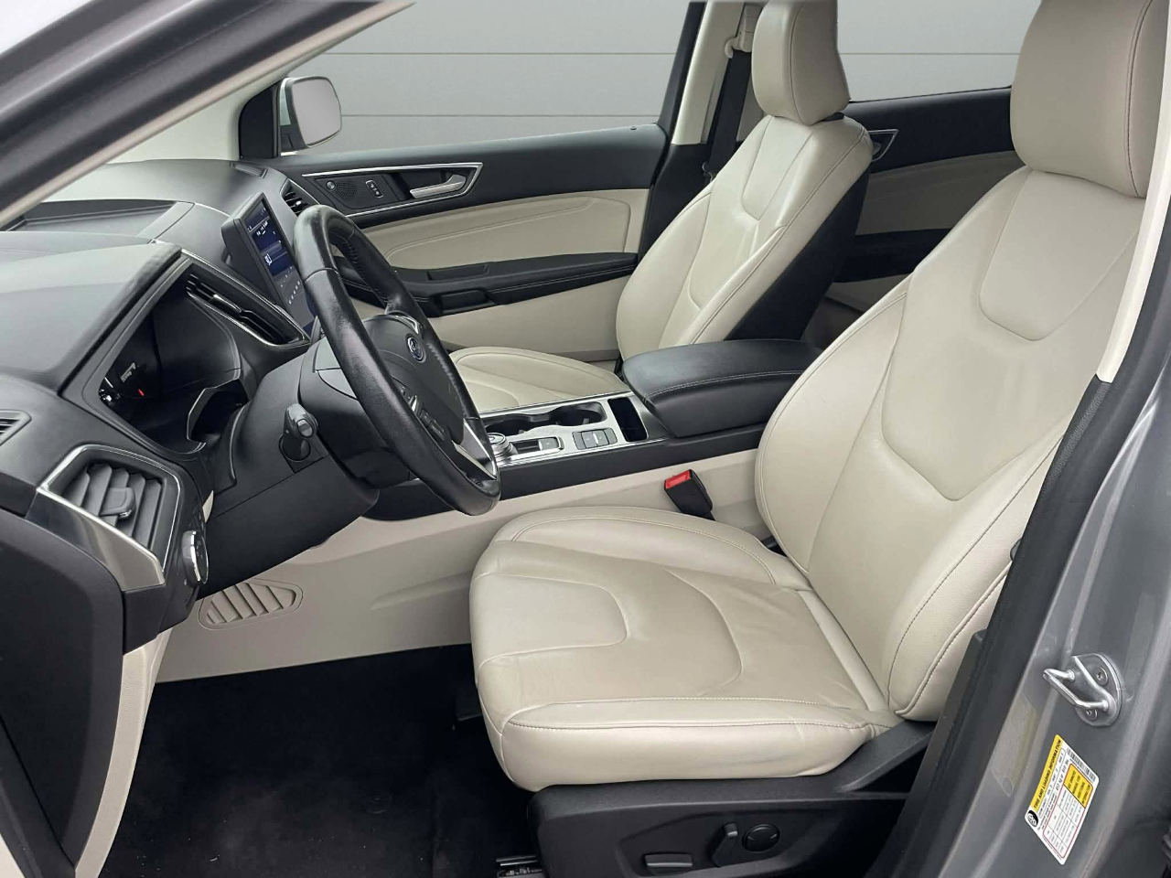 Ford Edge Titanium AWD 2022