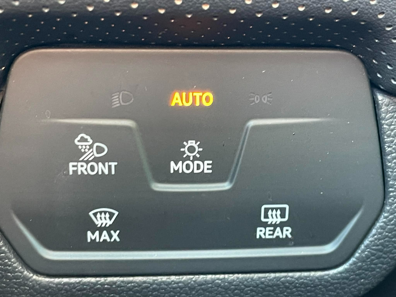 Volkswagen Atlas SE w/Technology 2025