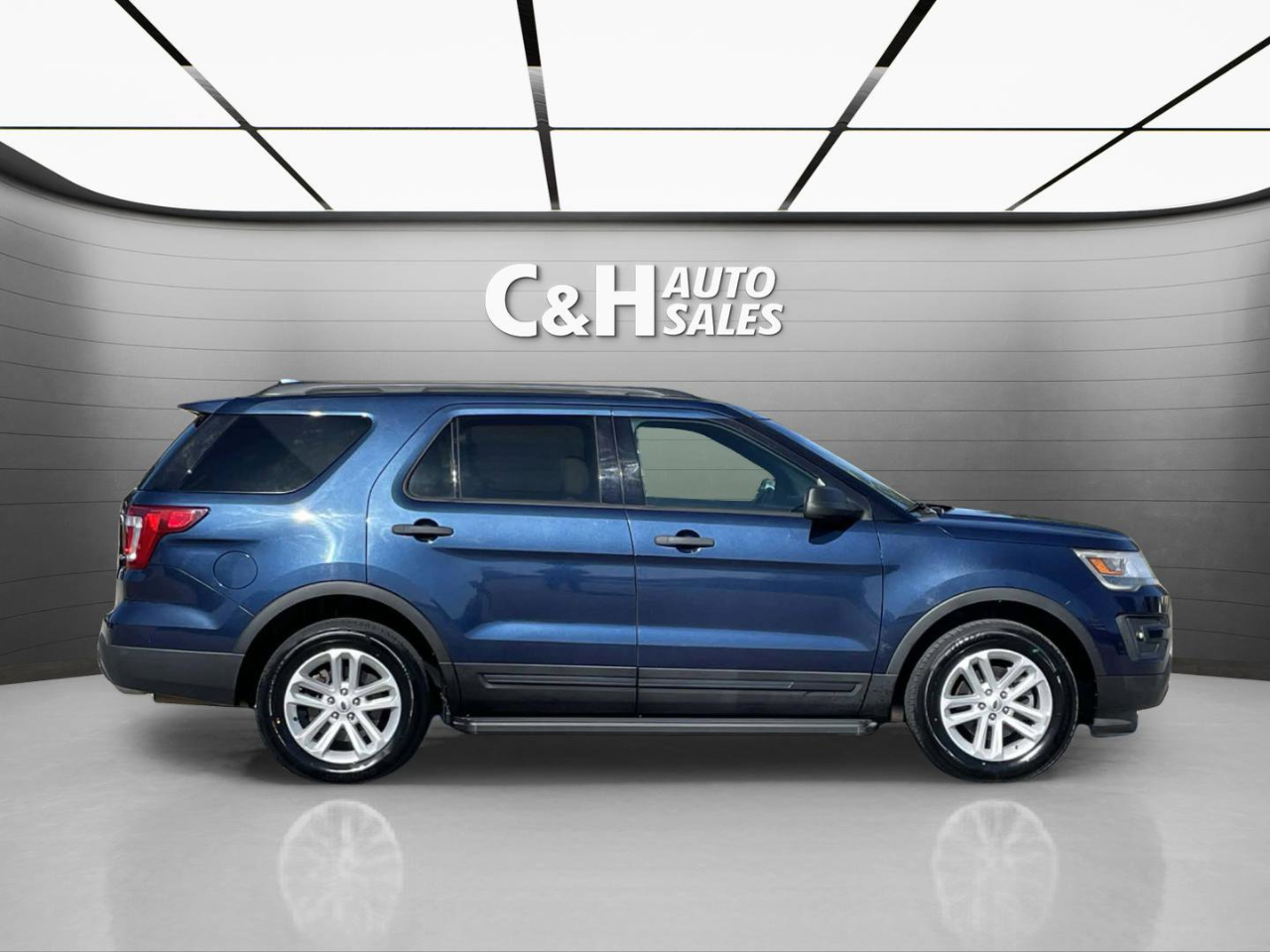 Ford Explorer Base 4WD 2017