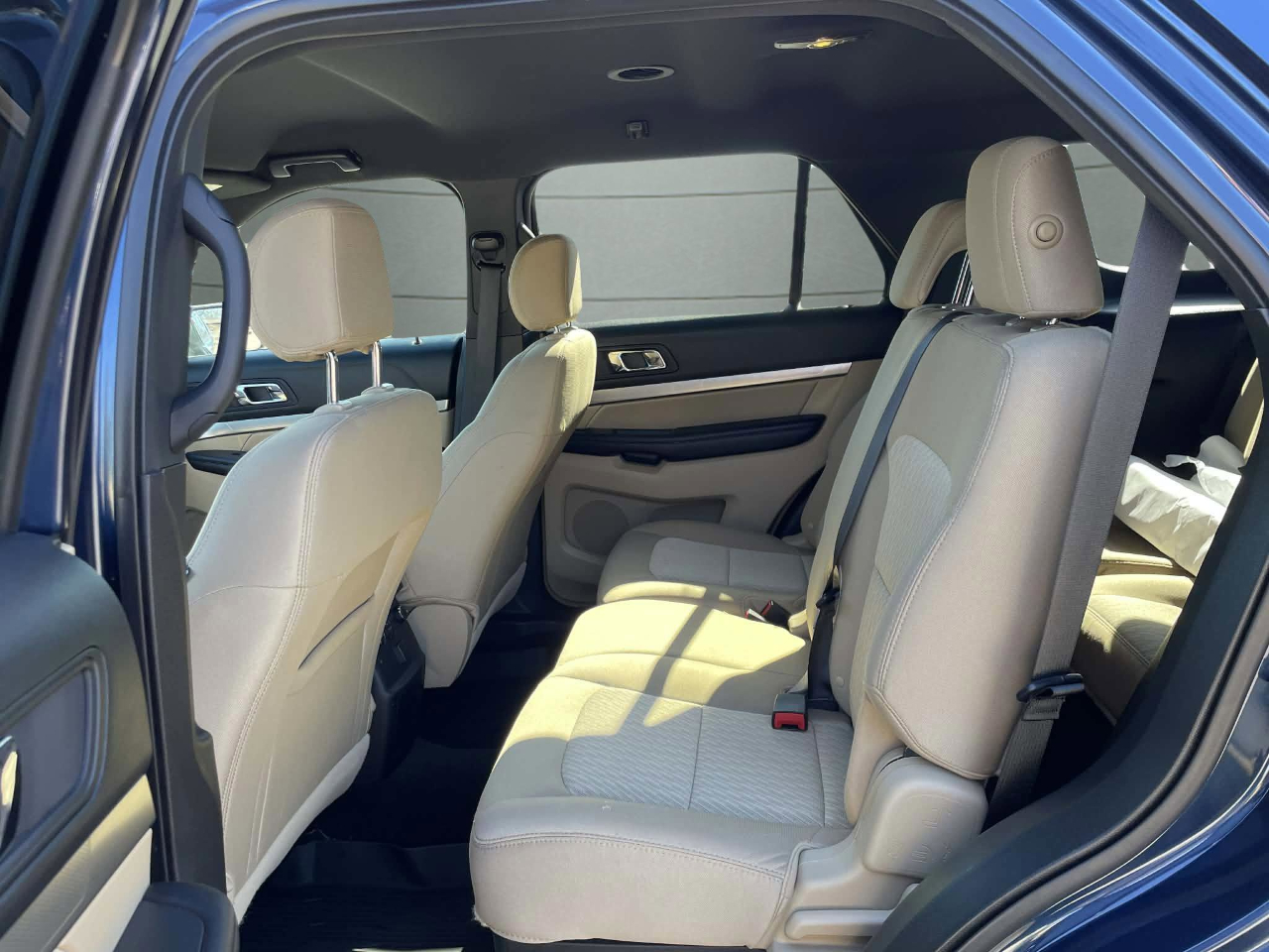 Ford Explorer Base 4WD 2017