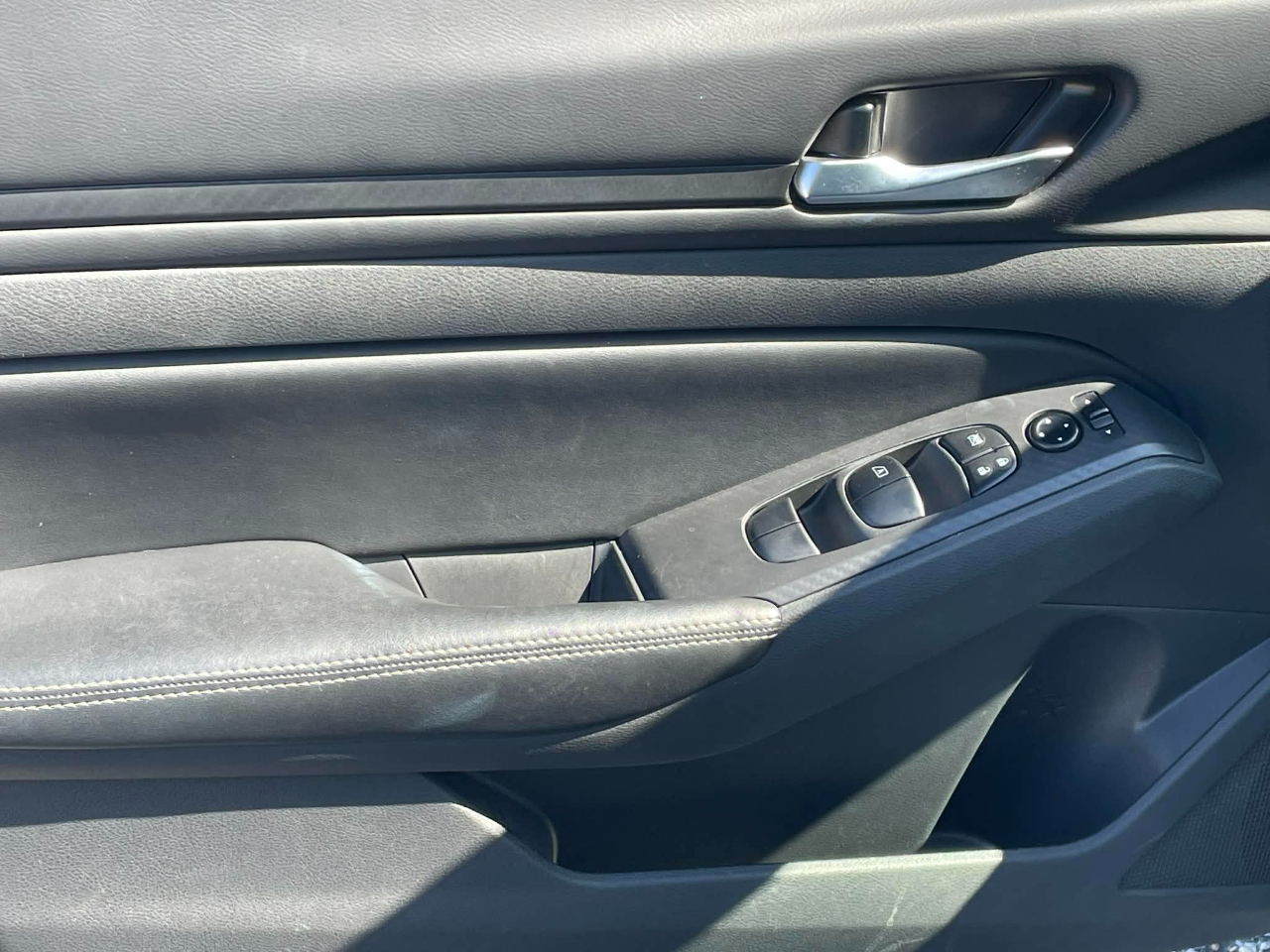 Nissan Altima 2.5 SV 2024