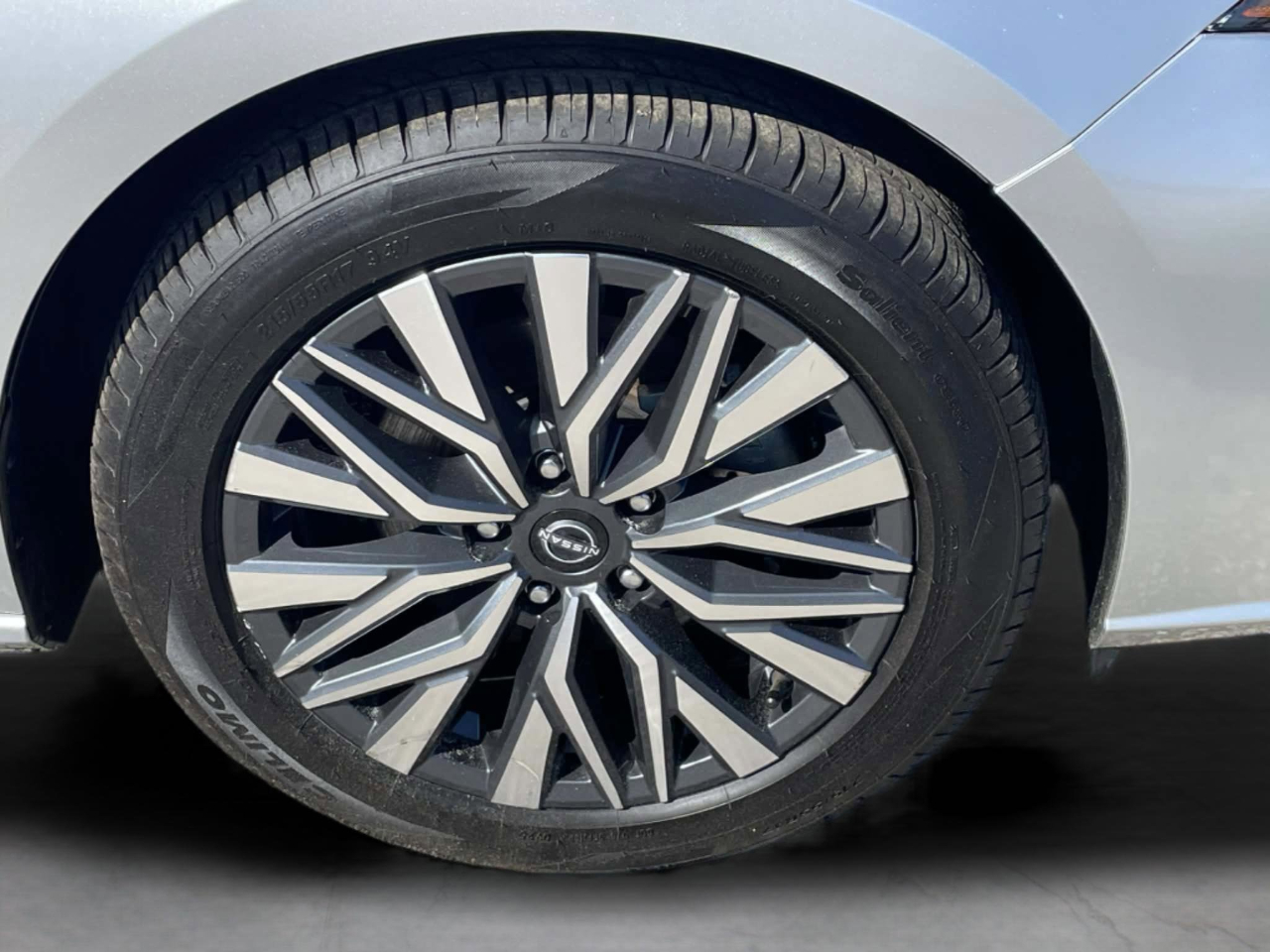 Nissan Altima 2.5 SV 2024