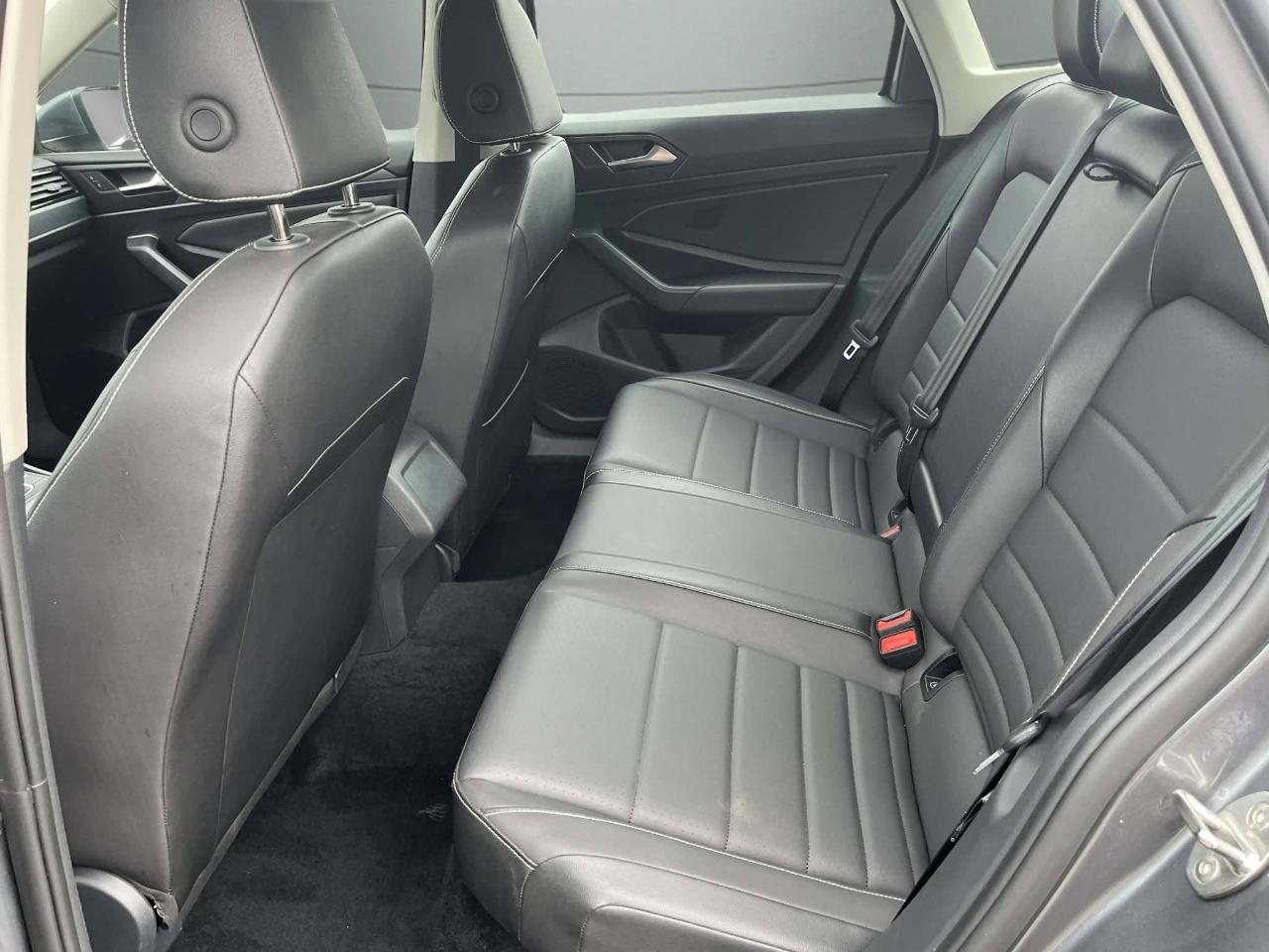 Volkswagen Jetta SE 2024