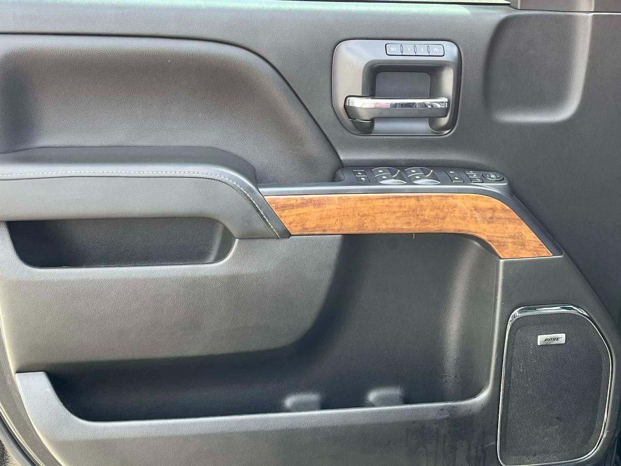 Chevrolet Silverado 1500 High Country Crew Cab Short Box 4WD 2018