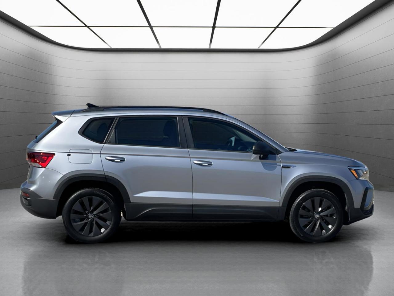 Volkswagen Taos S 2024