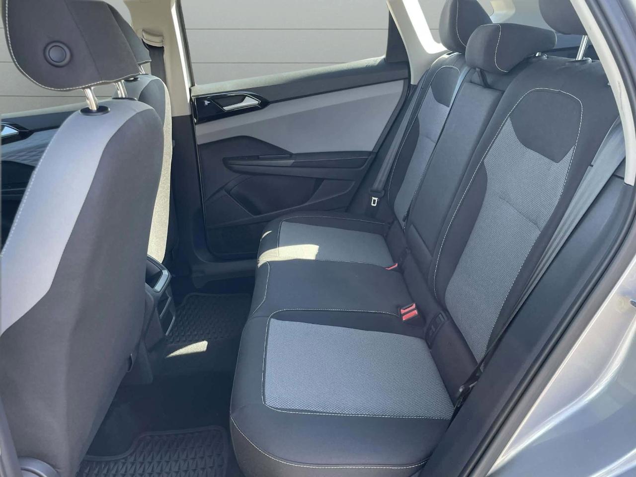 Volkswagen Taos S 2024