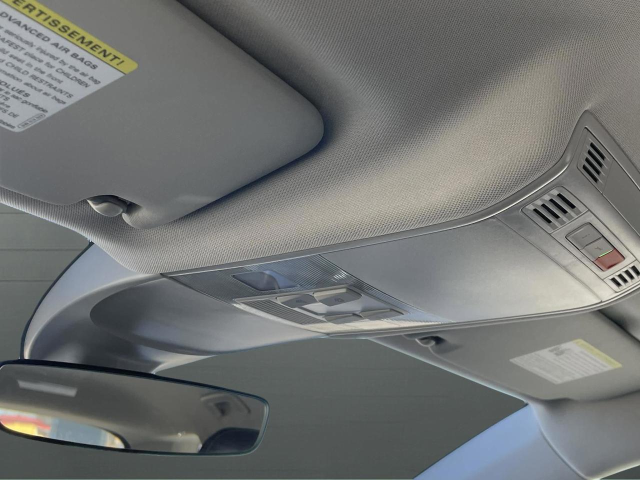 Volkswagen Taos S 2024