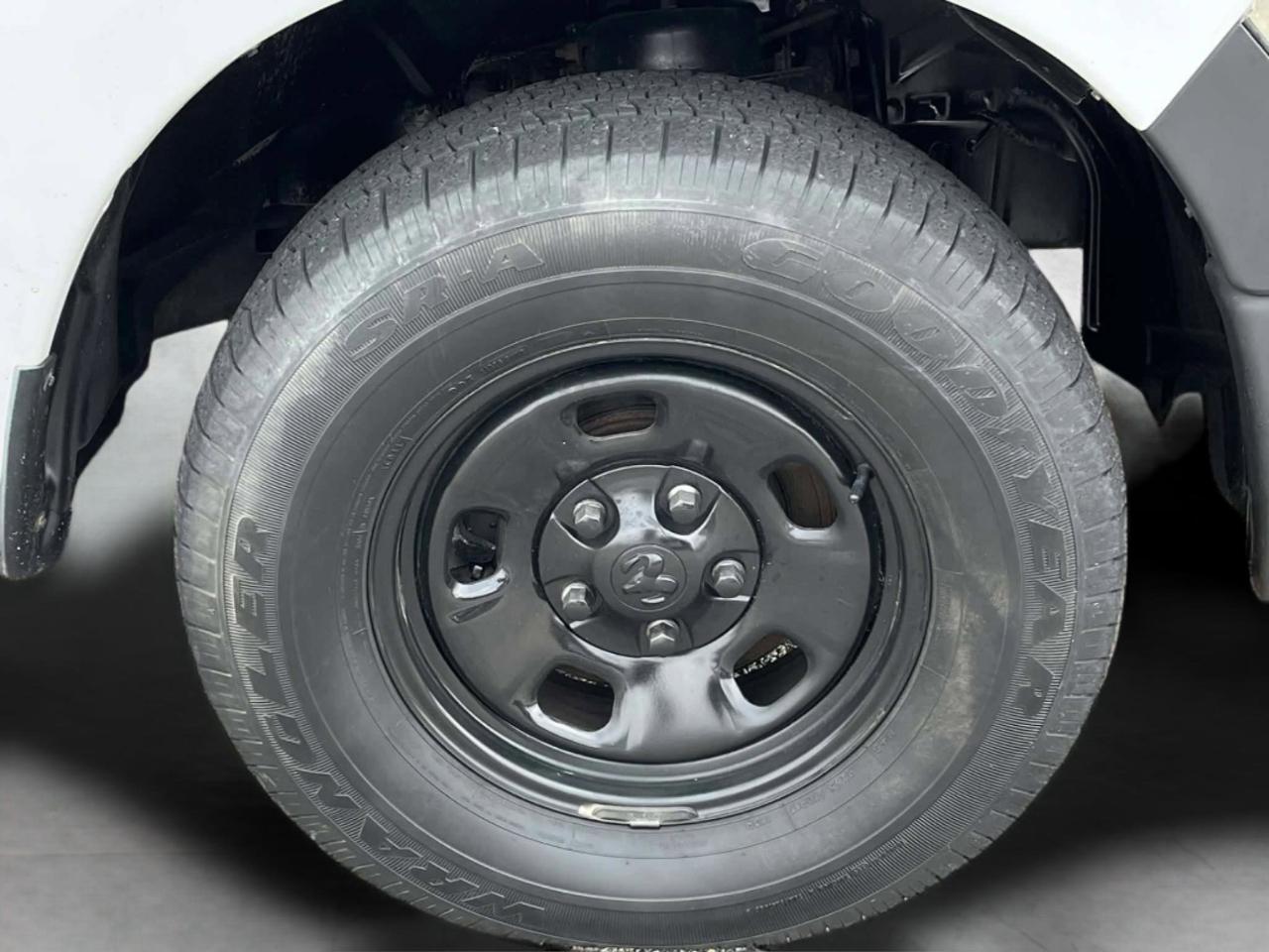 RAM 1500 SSV Crew Cab SWB 4WD 2015