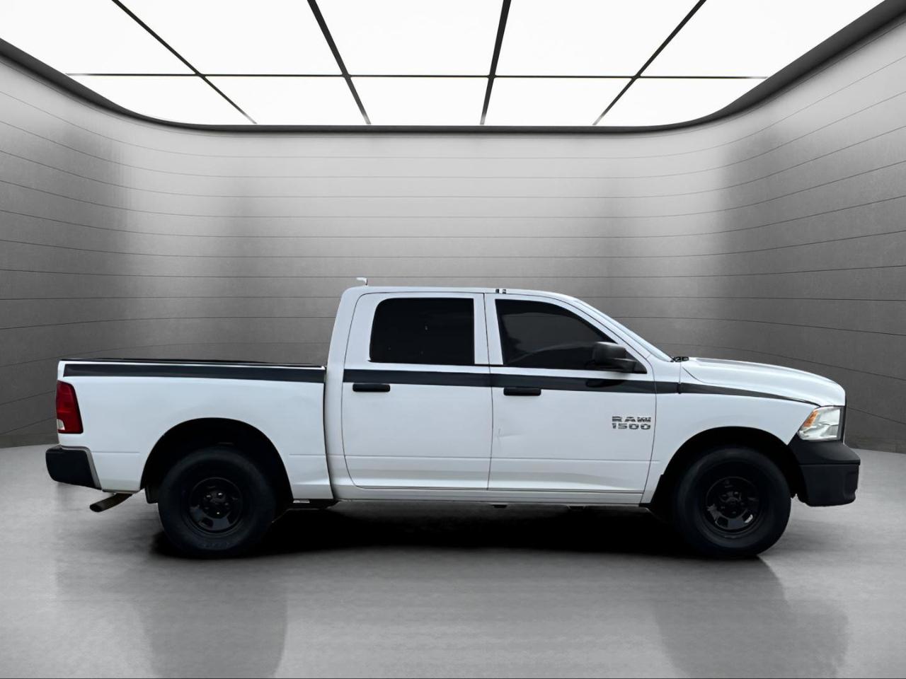RAM 1500 SSV Crew Cab SWB 4WD 2015