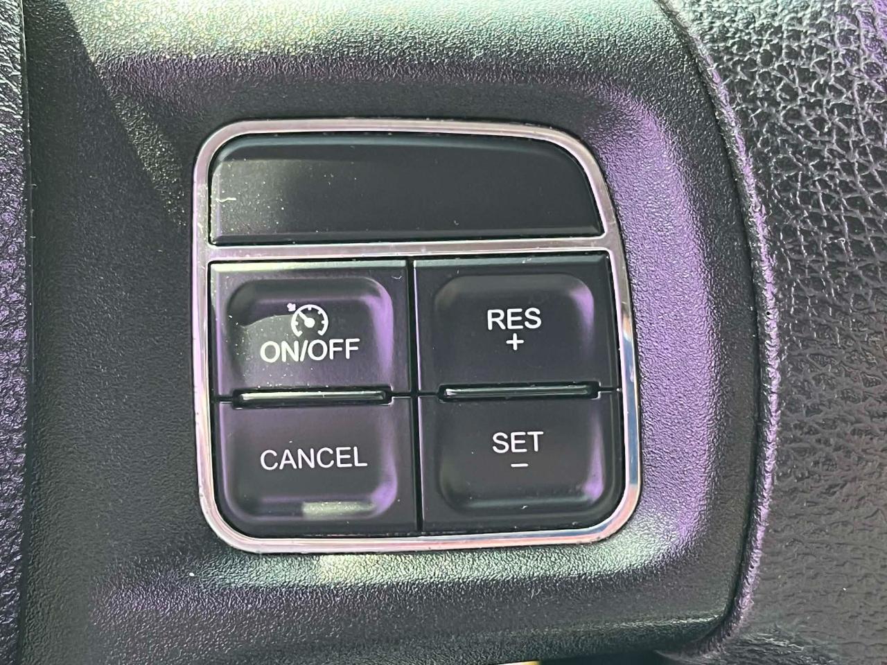 RAM 1500 SSV Crew Cab SWB 4WD 2015