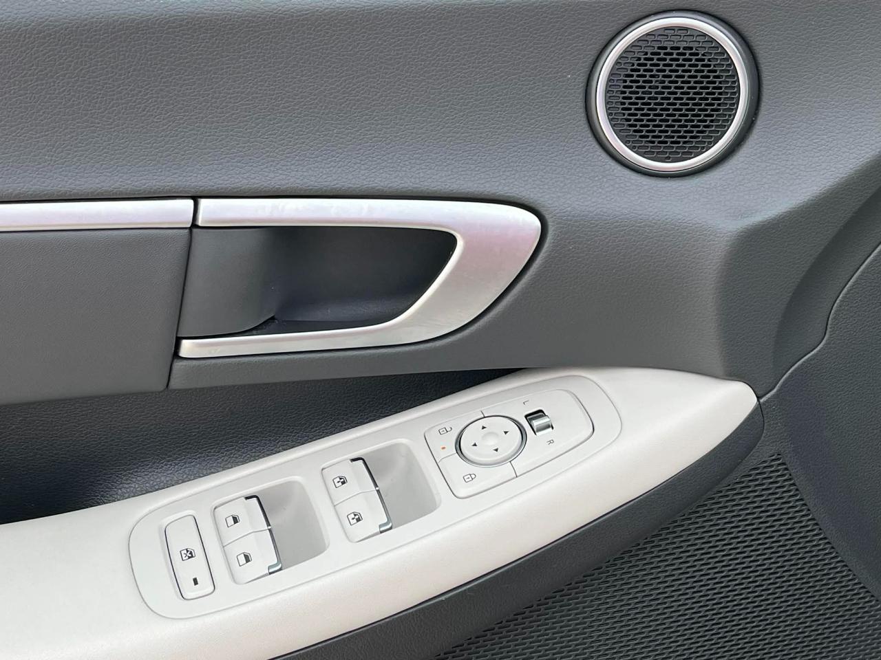 Hyundai Sonata SEL 2025