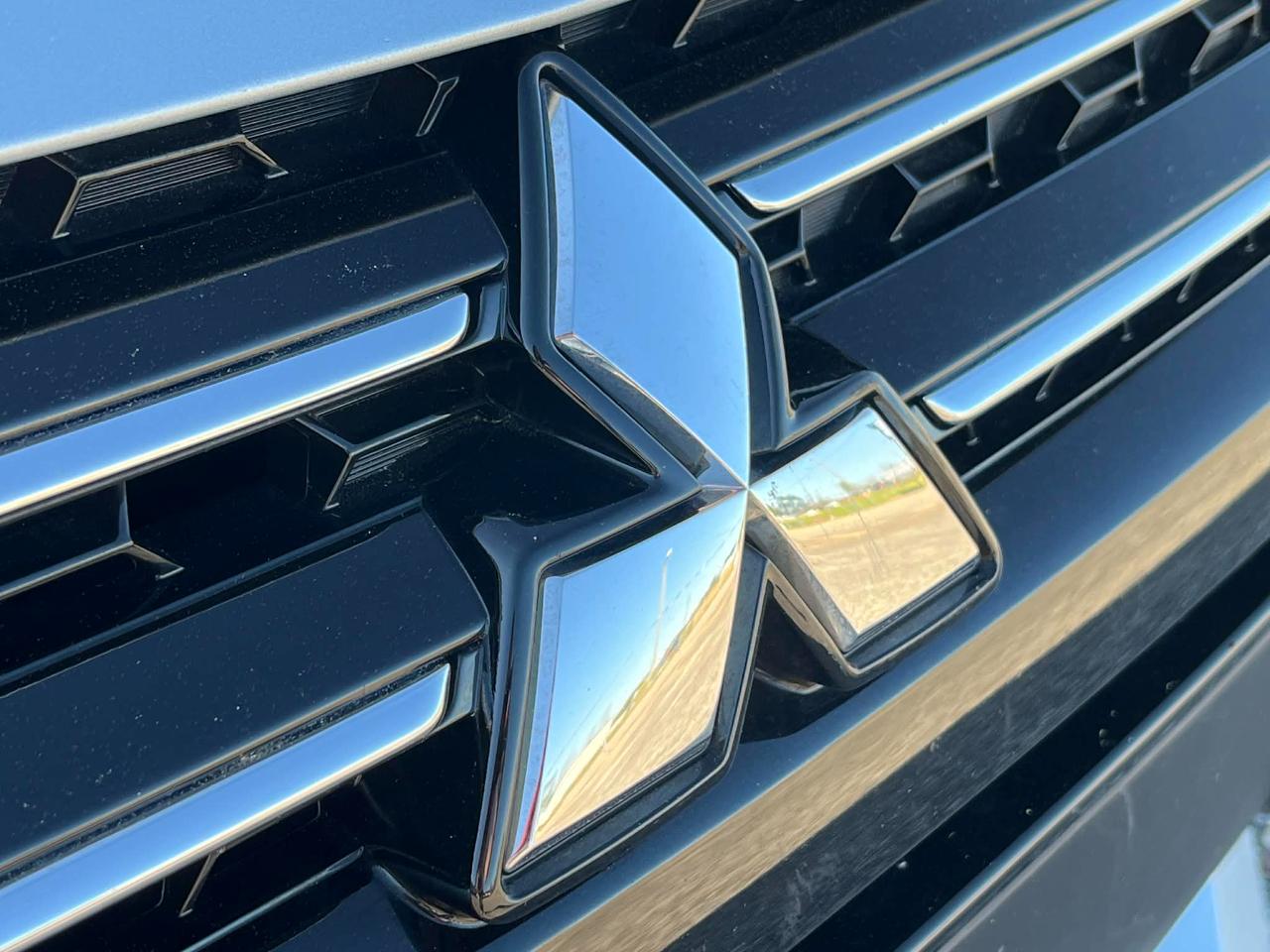 Mitsubishi Mirage G4 ES 6M 2024