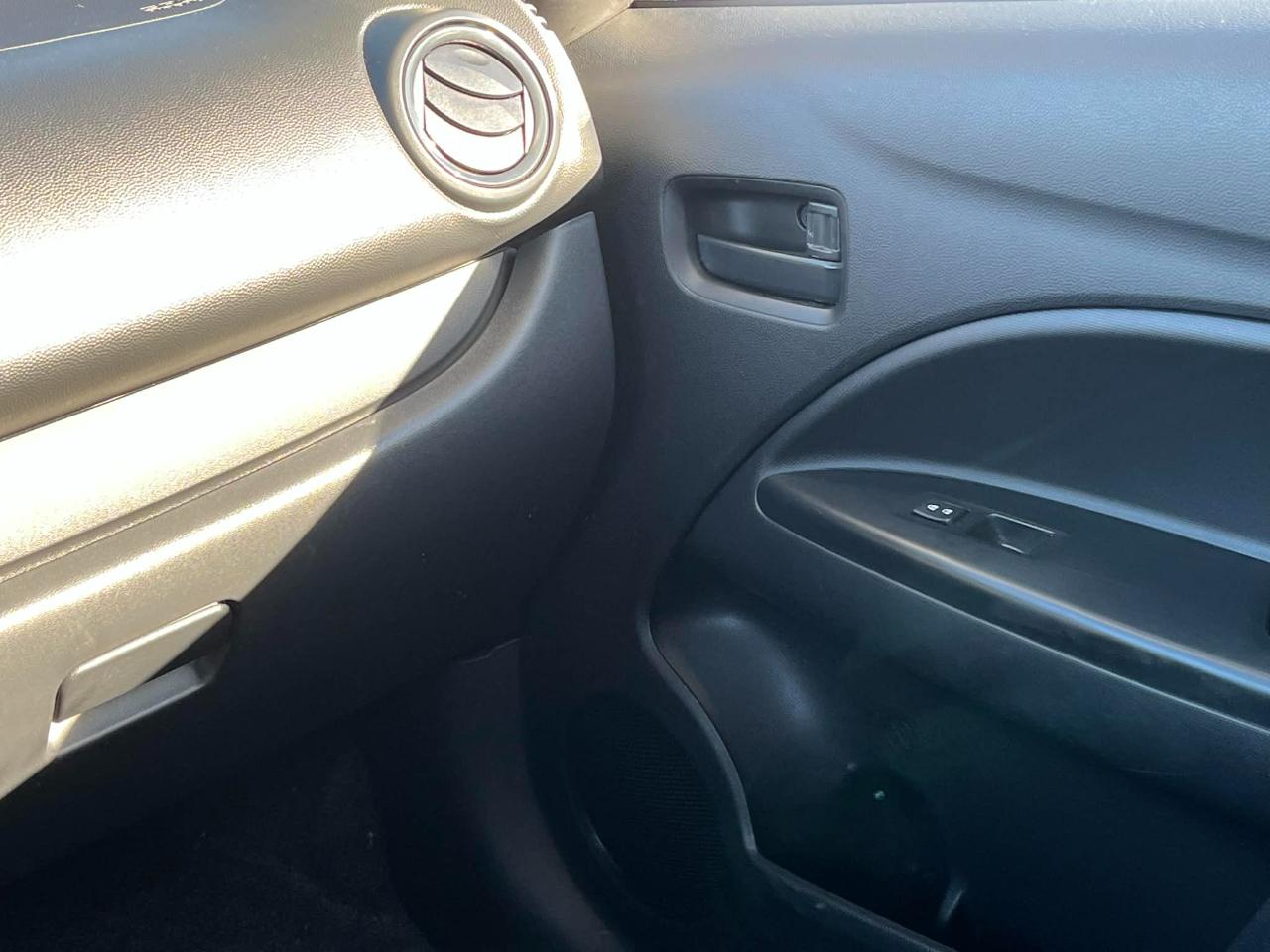 Mitsubishi Mirage G4 ES 6M 2024