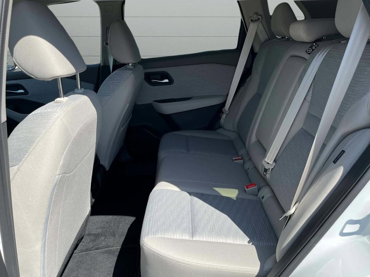 Nissan Rogue SV 2023