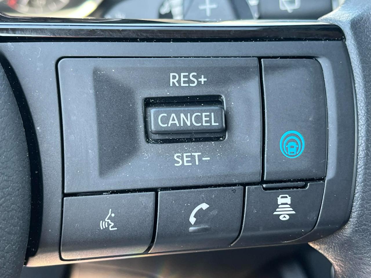 Nissan Rogue SV 2023