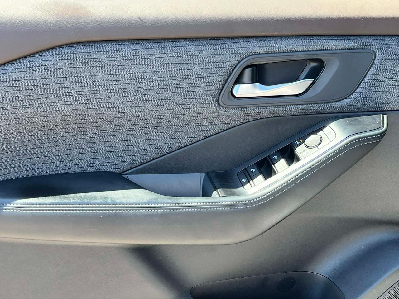 Nissan Rogue SV 2023