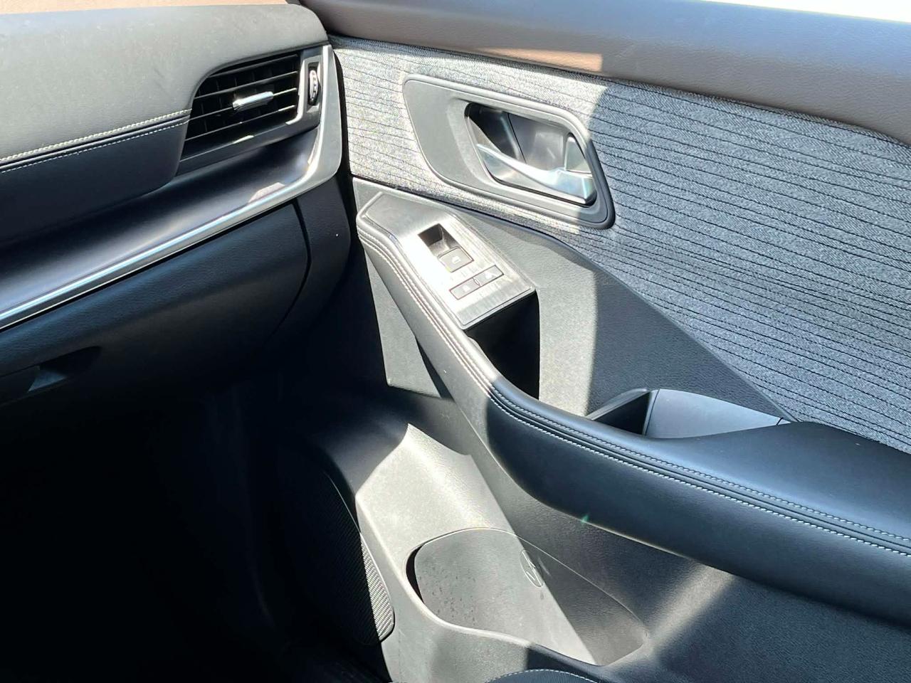 Nissan Rogue SV 2023