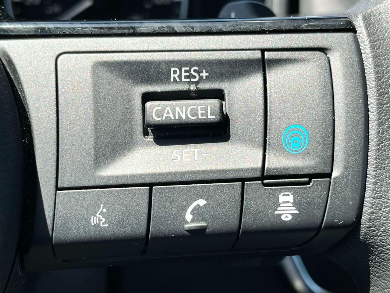 Nissan Rogue SV 2023