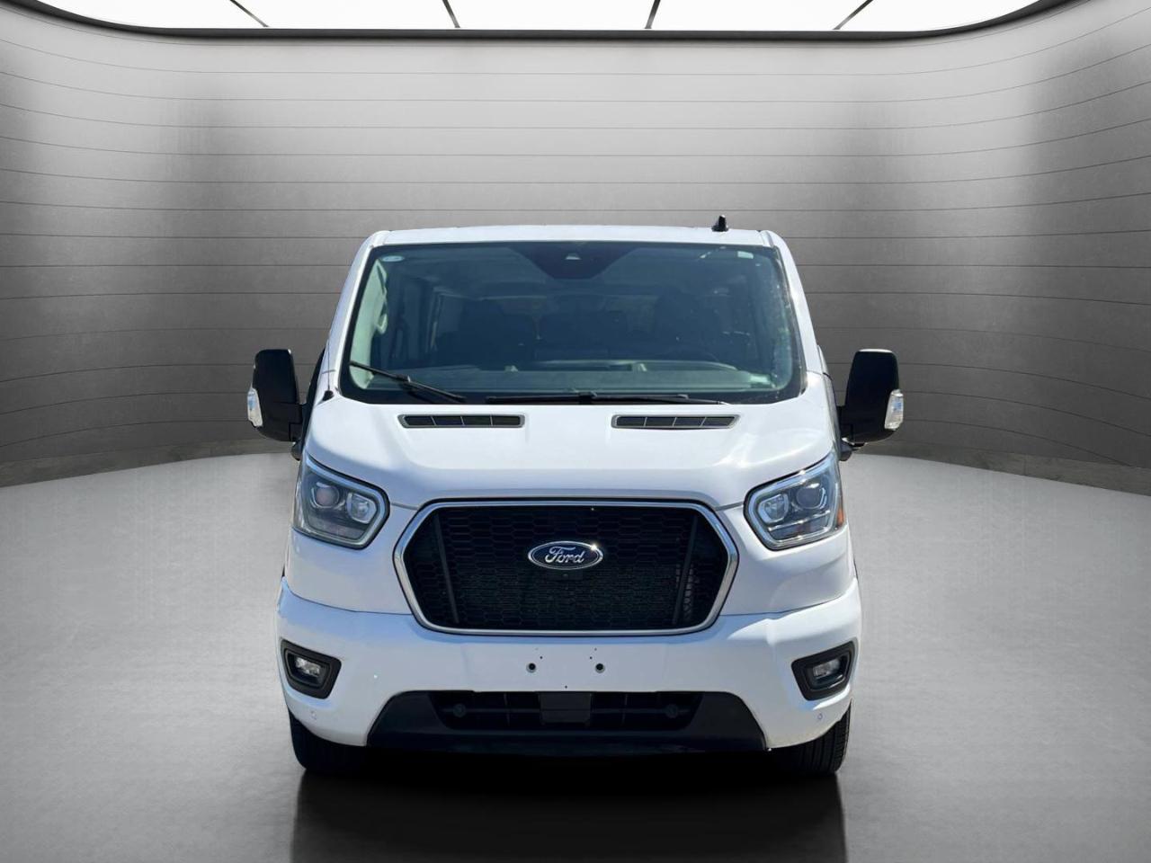 Ford Transit 350 Wagon Low Roof XL w/Sliding Pass. 148-in. WB 2023