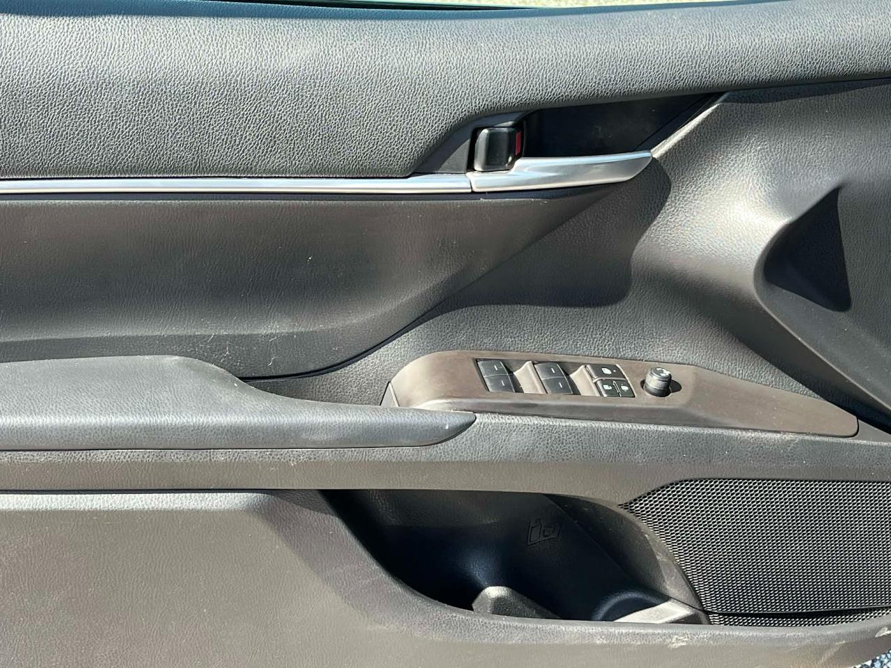 Toyota Camry SE 2024