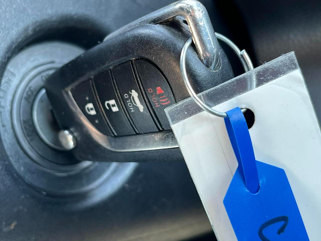 Toyota Camry SE 2024