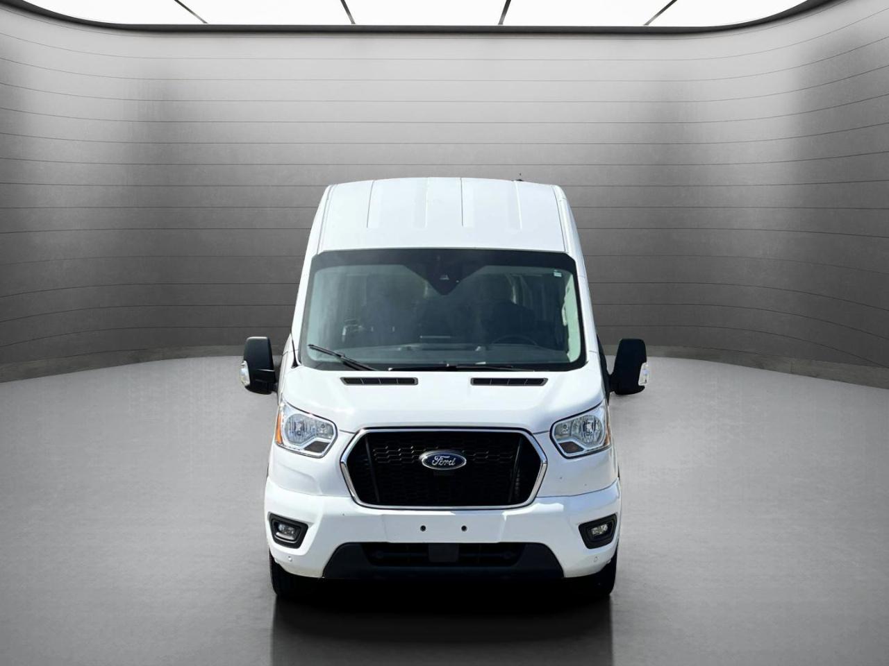 Ford Transit 350 Wagon High Roof XL w/Sliding Pass. 148-in. WB 2022