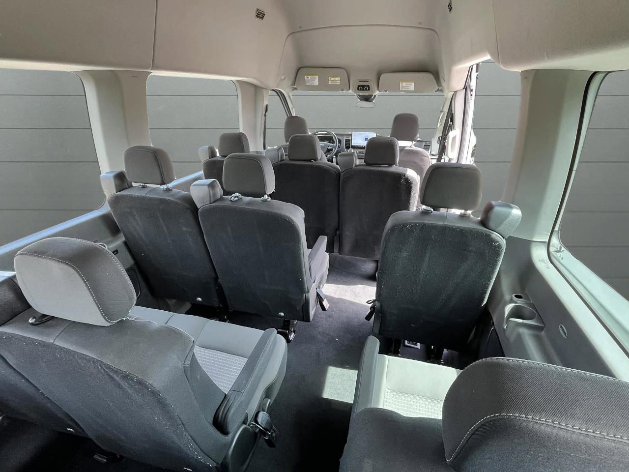 Ford Transit 350 Wagon High Roof XL w/Sliding Pass. 148-in. WB 2022