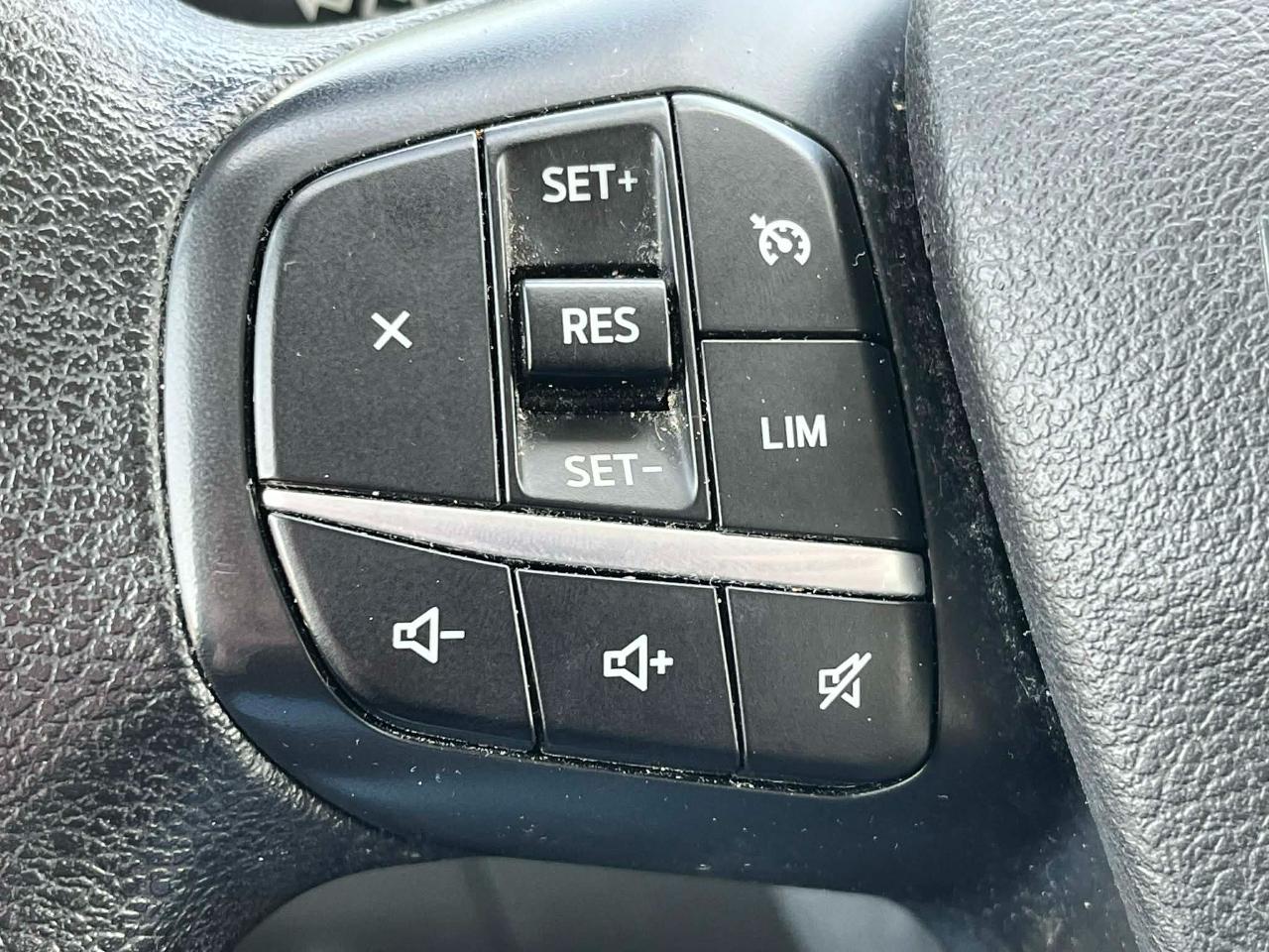 Ford Transit 350 Wagon High Roof XL w/Sliding Pass. 148-in. WB 2022