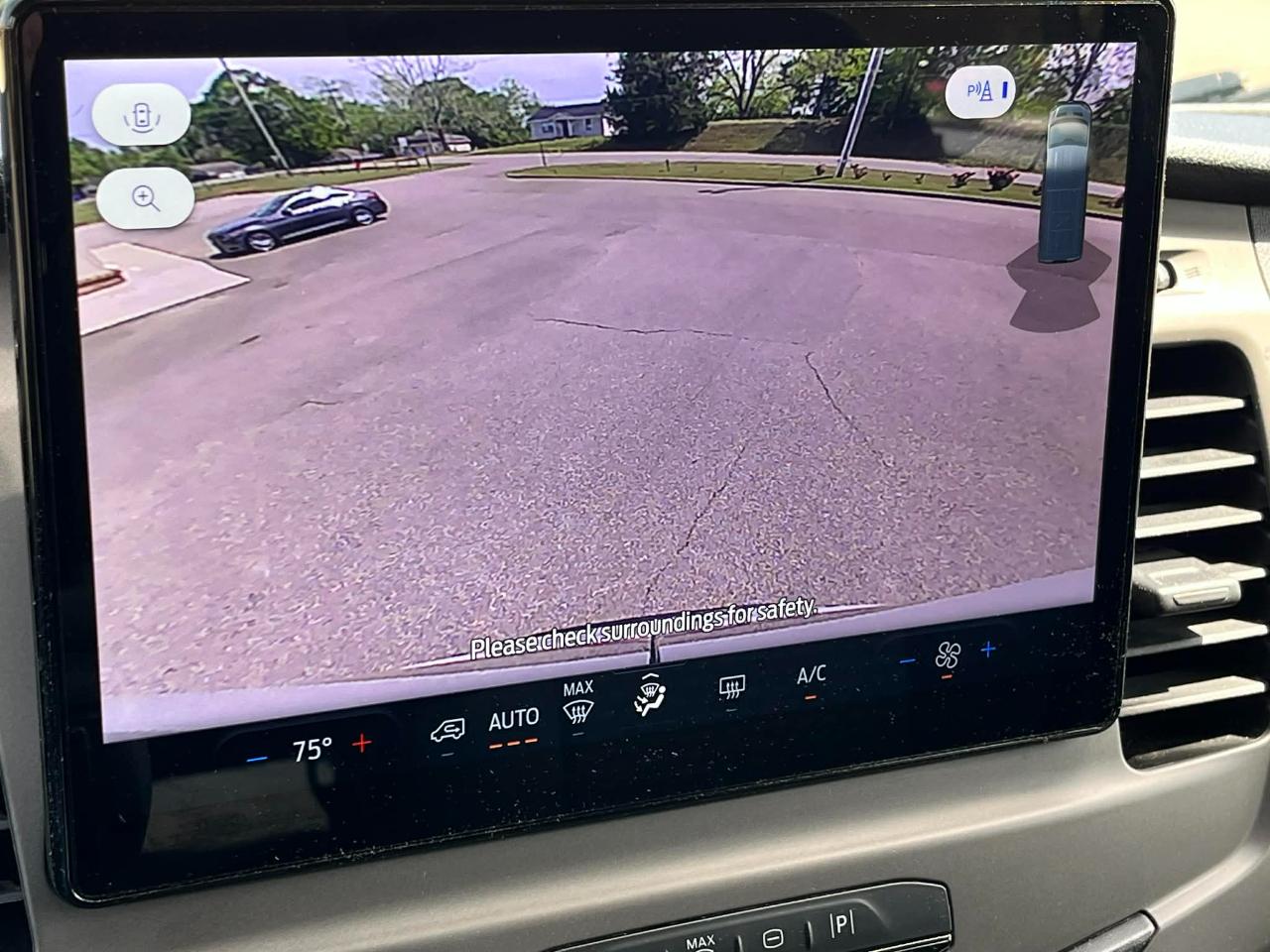 Ford Transit 350 Wagon High Roof XL w/Sliding Pass. 148-in. WB 2022