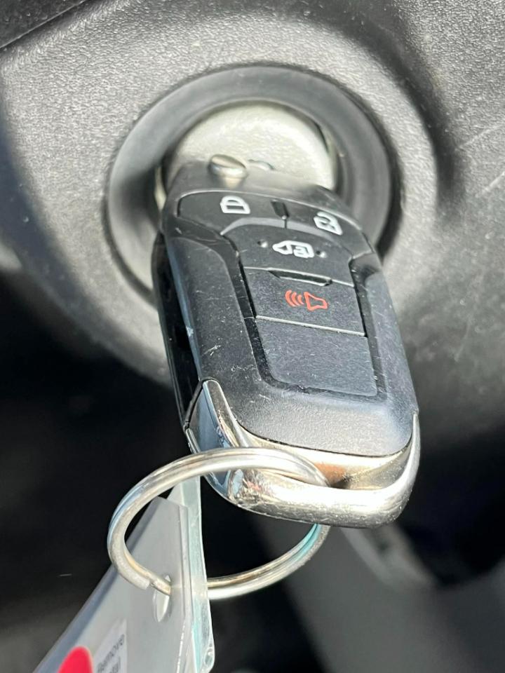 Ford Transit 350 Wagon High Roof XL w/Sliding Pass. 148-in. WB 2022