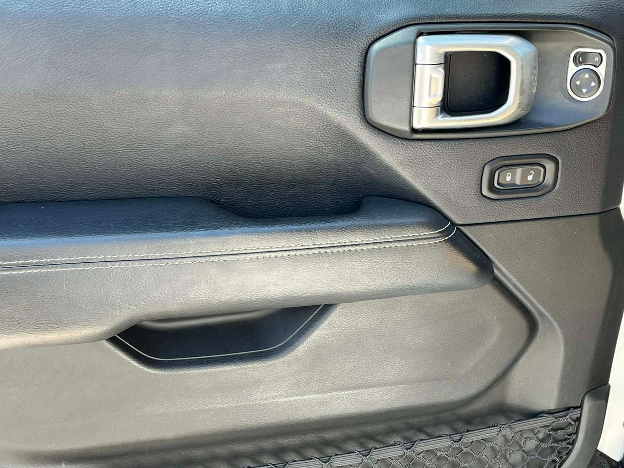 Jeep Wrangler Unlimited Sahara 2018