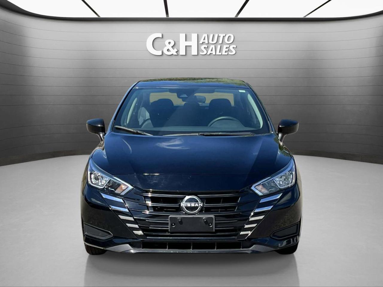 Nissan Versa SV 2024