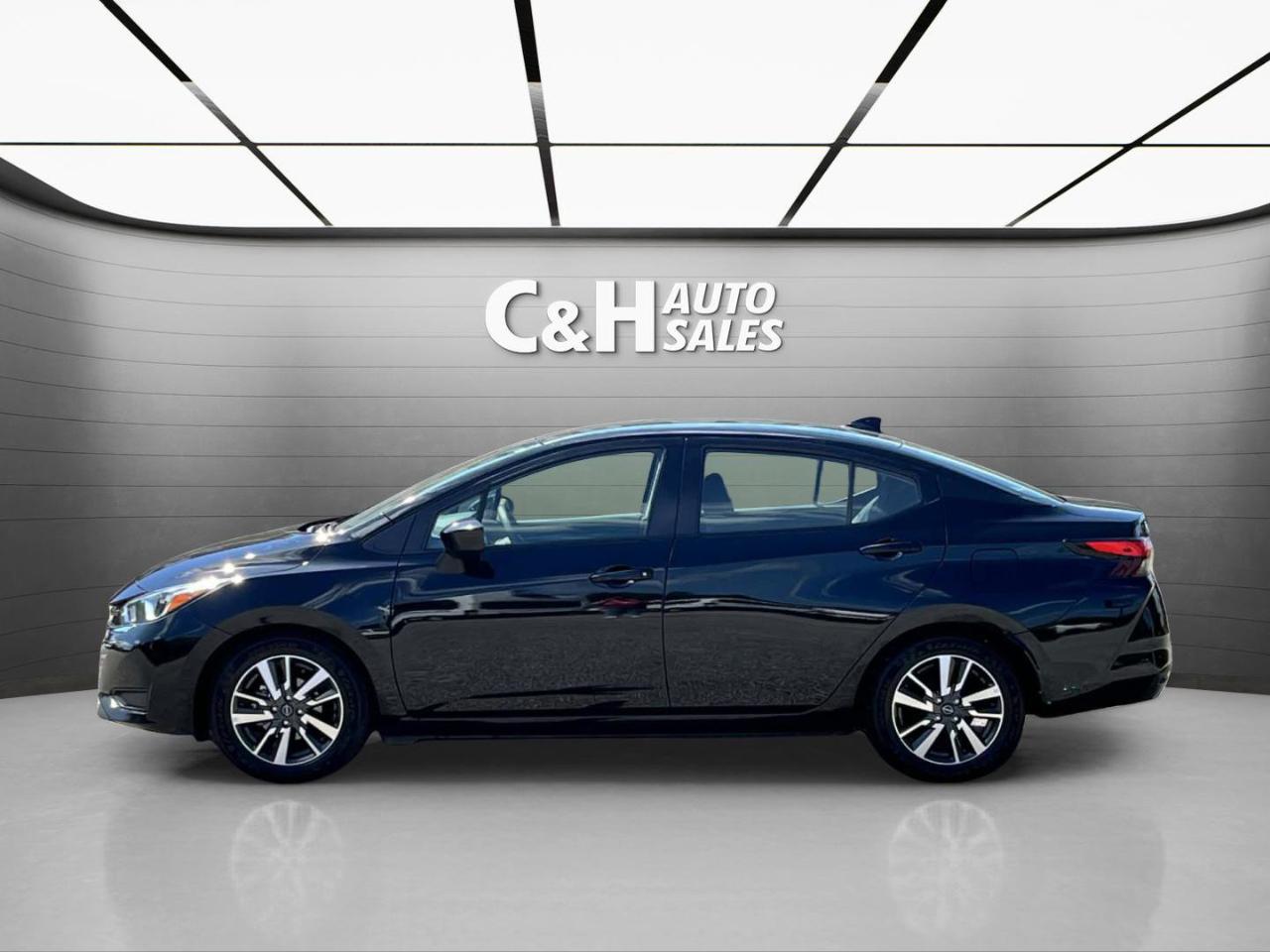 Nissan Versa SV 2024