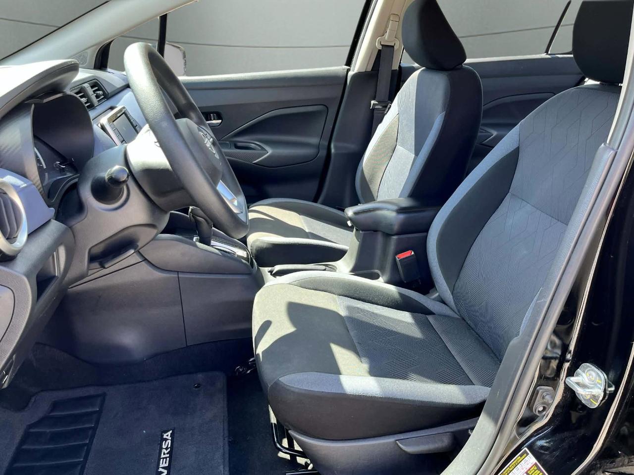 Nissan Versa SV 2024