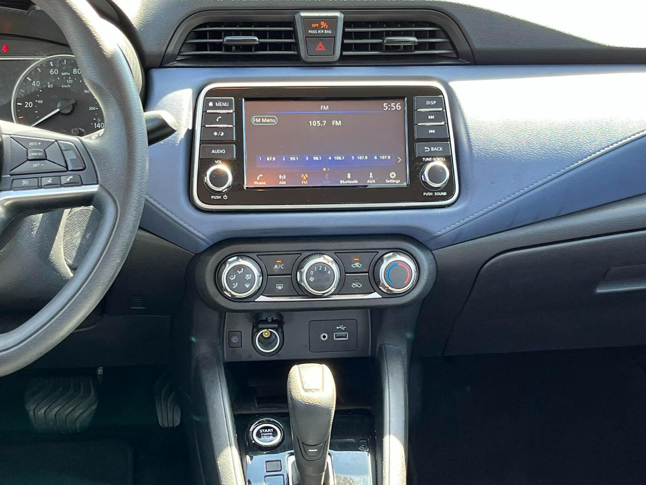 Nissan Versa SV 2024