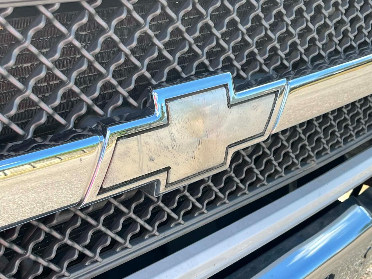Chevrolet C5V042 Base 2004