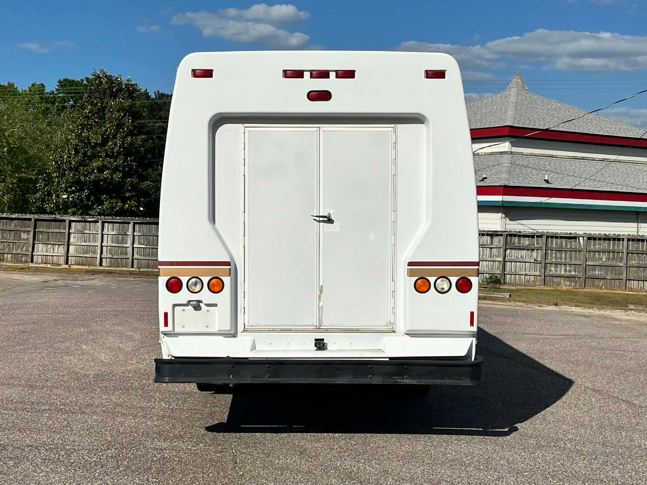 Chevrolet C5V042 Base 2004