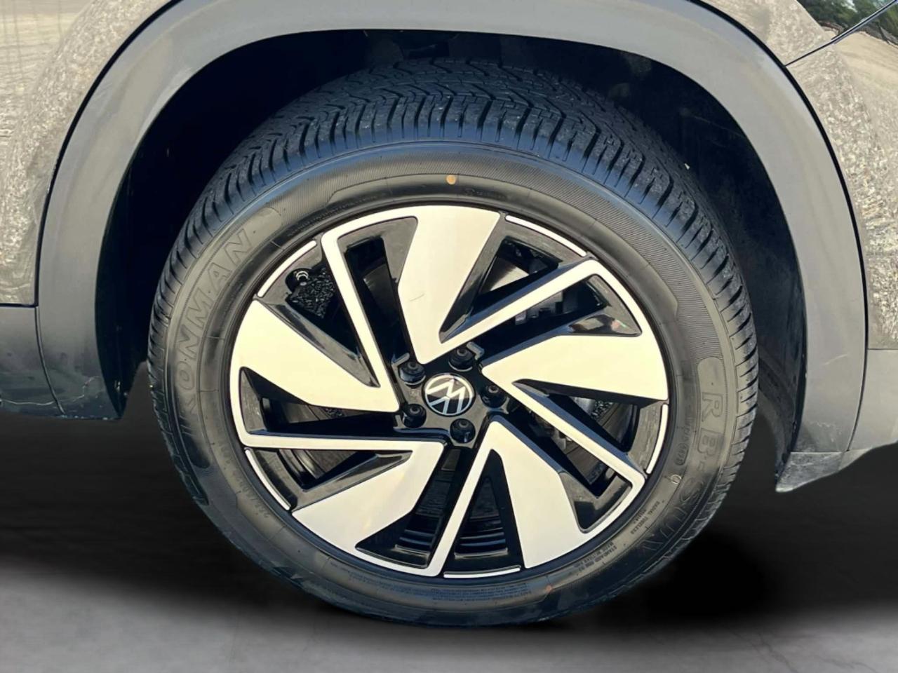 Volkswagen Atlas SE w/Technology 2025