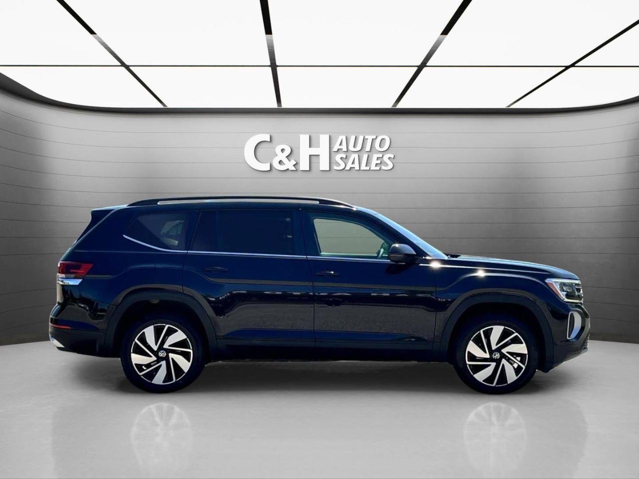 Volkswagen Atlas SE w/Technology 2025