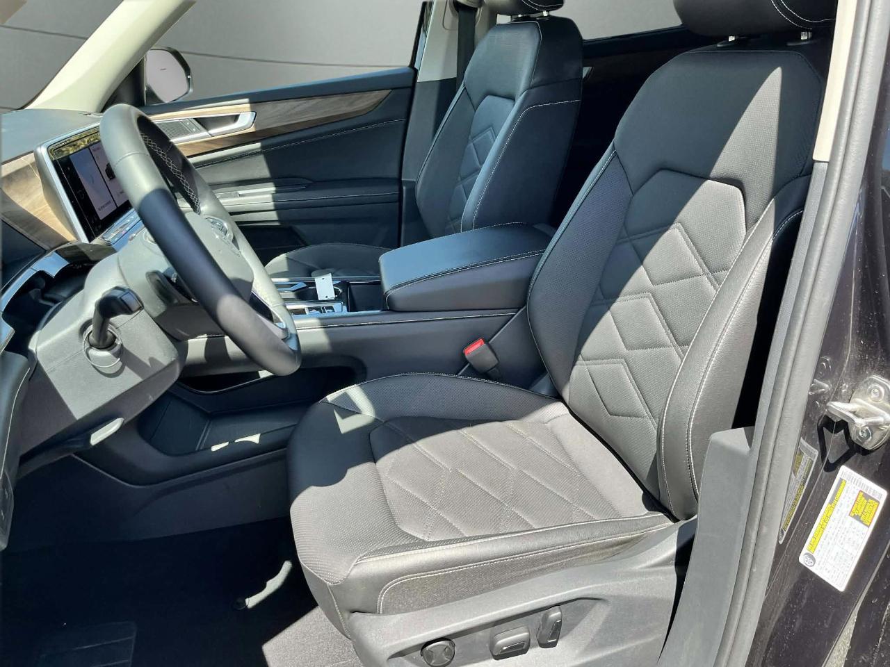 Volkswagen Atlas SE w/Technology 2025