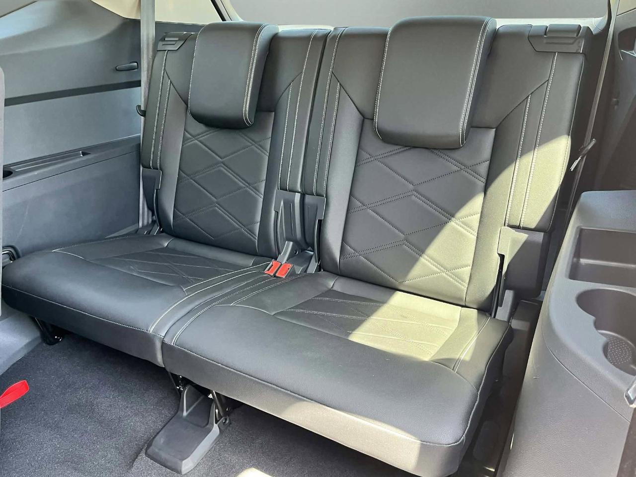 Volkswagen Atlas SE w/Technology 2025