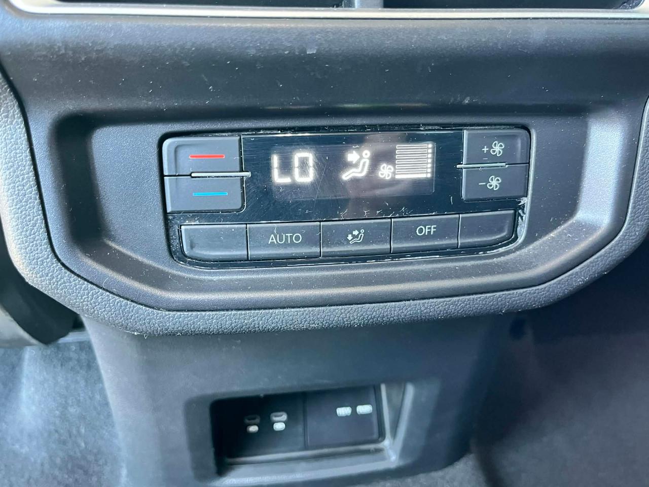 Volkswagen Atlas SE w/Technology 2025